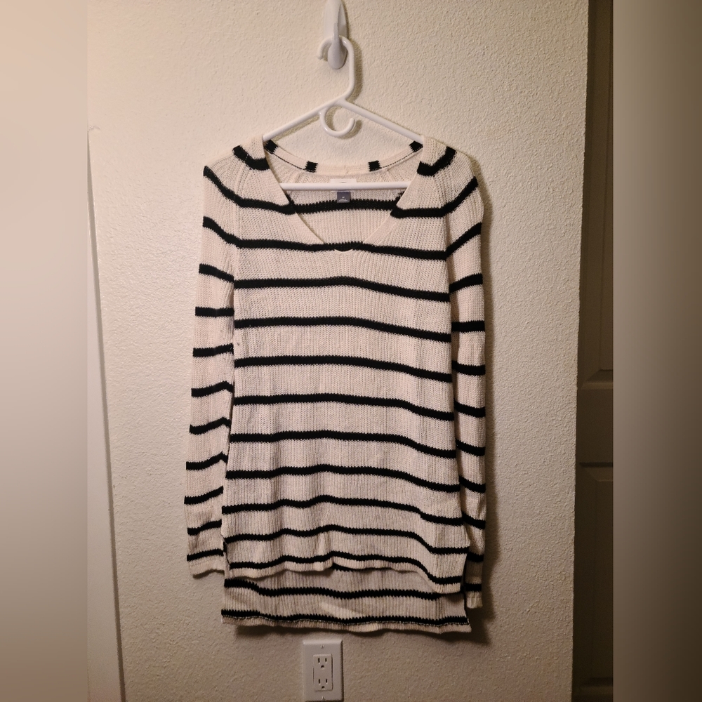Striped pullover